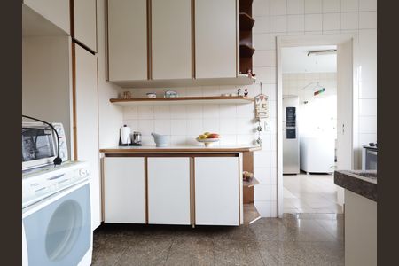 Casa de condomínio à venda com 156m², 4 quartos e 3 vagasCozinha