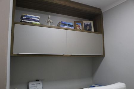 Apartamento para alugar com 76m², 2 quartos e 2 vagasEscritório