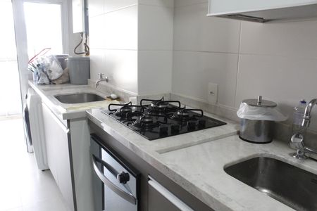 Apartamento para alugar com 76m², 2 quartos e 2 vagasCozinha