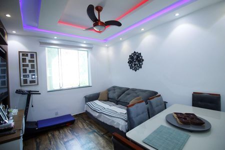 Sala de apartamento à venda com 1 quarto, 60m² em Penha, Rio de Janeiro