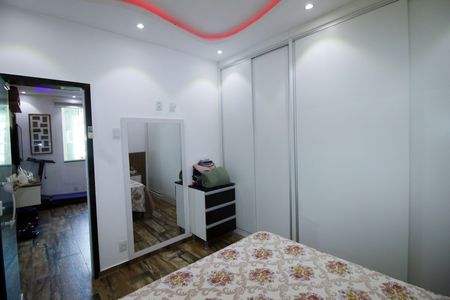 Quarto de apartamento à venda com 1 quarto, 60m² em Penha, Rio de Janeiro