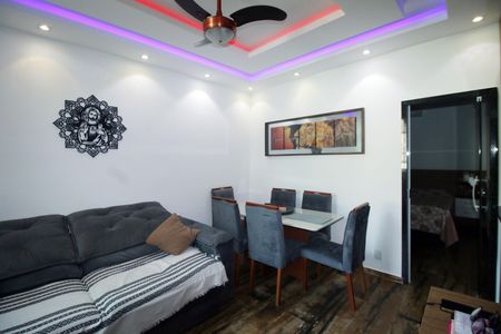 Apartamento à venda com 60m², 1 quarto e sem vagaSala