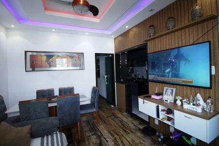 Sala de apartamento à venda com 1 quarto, 60m² em Penha, Rio de Janeiro