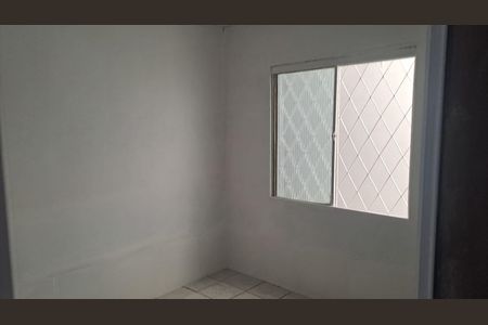Quarto 1 de casa para alugar com 2 quartos, 80m² em Sarandi, Porto Alegre