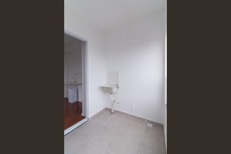 Apartamento para alugar com 40m², 2 quartos e sem vaga Apartamento para alugar com 40m², 2 quartos e sem vagaÁrea de Serviço