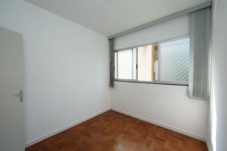 Apartamento à venda com 80m², 3 quartos e 1 vaga Apartamento à venda com 80m², 3 quartos e 1 vagaQUARTO2