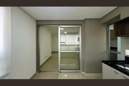 Apartamento para alugar com 77m², 2 quartos e 2 vagas Apartamento para alugar com 77m², 2 quartos e 2 vagasVaranda