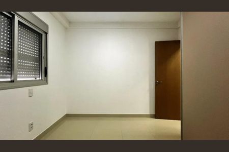 Apartamento para alugar com 77m², 2 quartos e 2 vagas Apartamento para alugar com 77m², 2 quartos e 2 vagasQuarto