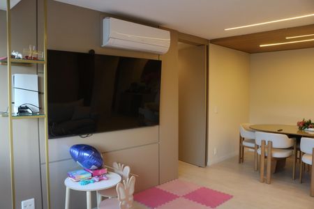 Apartamento à venda com 90m², 3 quartos e 2 vagasSala