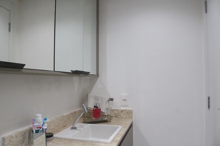 Apartamento à venda com 90m², 3 quartos e 2 vagasBanheiro 1