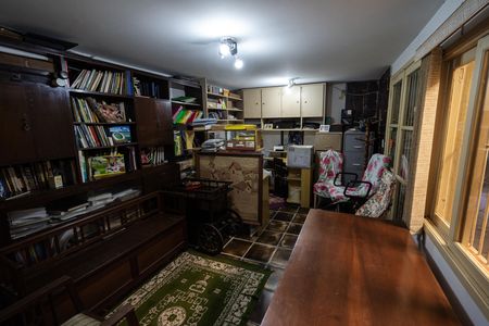Casa à venda com 257m², 3 quartos e 3 vagasEscritório