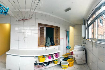 Casa para alugar com 131m², 2 quartos e 2 vagas Casa para alugar com 131m², 2 quartos e 2 vagaslavanderia