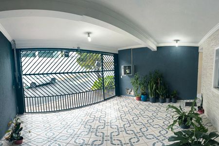 Casa para alugar com 131m², 2 quartos e 2 vagas Casa para alugar com 131m², 2 quartos e 2 vagasGaragem