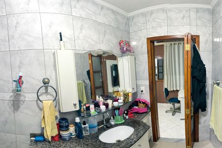 Casa para alugar com 131m², 2 quartos e 2 vagas Casa para alugar com 131m², 2 quartos e 2 vagasbanheiro