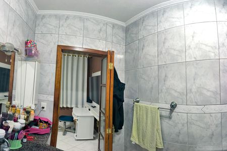 Casa para alugar com 131m², 2 quartos e 2 vagas Casa para alugar com 131m², 2 quartos e 2 vagasbanheiro