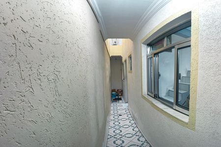 Casa para alugar com 131m², 2 quartos e 2 vagas Casa para alugar com 131m², 2 quartos e 2 vagasCorredor