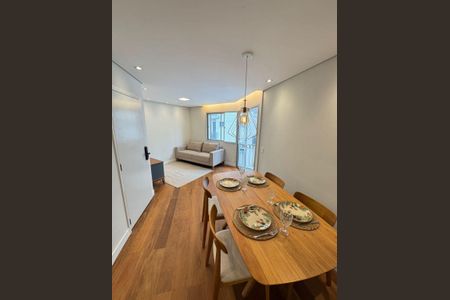 Apartamento para alugar com 55m², 2 quartos e 1 vaga Apartamento para alugar com 55m², 2 quartos e 1 vagaSala