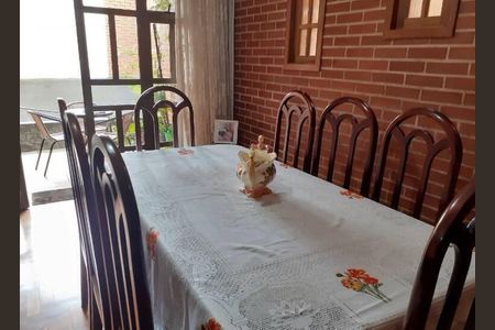 Casa à venda com 4 quartos, 350m² em Serra, Belo Horizonte