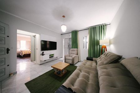 Sala de casa para alugar com 2 quartos, 149m² em Cidade Antônio Estêvão de Carvalho, São Paulo