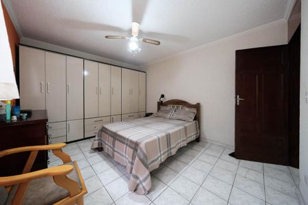 Casa à venda com 130m², 3 quartos e 2 vagasQuarto 1