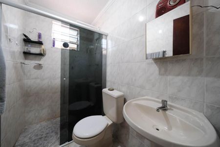 Casa à venda com 130m², 3 quartos e 2 vagasBanheiro 1