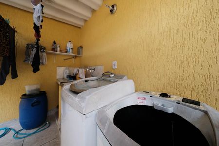 Casa à venda com 130m², 3 quartos e 2 vagasEdícula