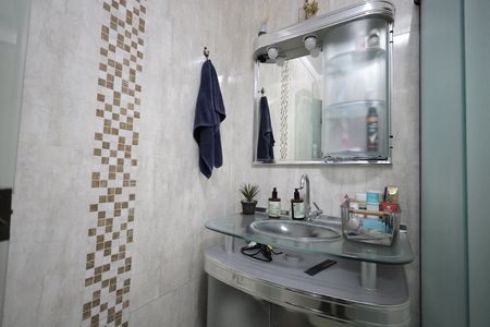 Casa à venda com 150m², 2 quartos e 1 vaga Casa à venda com 150m², 2 quartos e 1 vagaBanheiro Suíte
