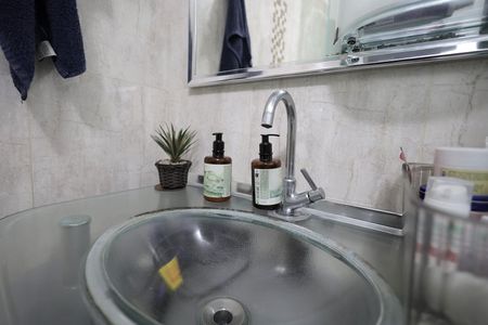 Casa à venda com 150m², 2 quartos e 1 vaga Casa à venda com 150m², 2 quartos e 1 vagaBanheiro Suíte