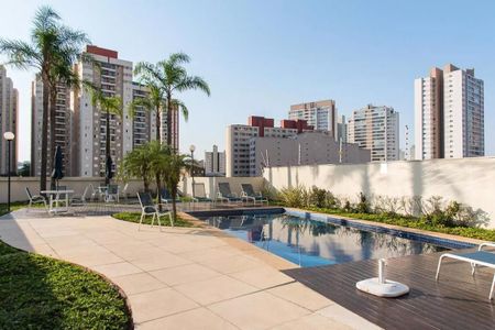 Apartamento à venda com 229m², 4 quartos e 4 vagasÁrea comum - Piscina