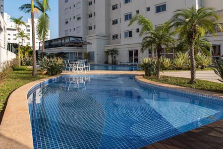 Apartamento à venda com 229m², 4 quartos e 4 vagasÁrea comum - Piscina