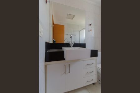 Apartamento à venda com 229m², 4 quartos e 4 vagasBanheiro da Suíte 3
