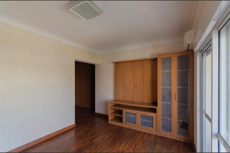 Apartamento à venda com 229m², 4 quartos e 4 vagasSuíte 4