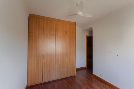 Apartamento à venda com 229m², 4 quartos e 4 vagasSuíte 3
