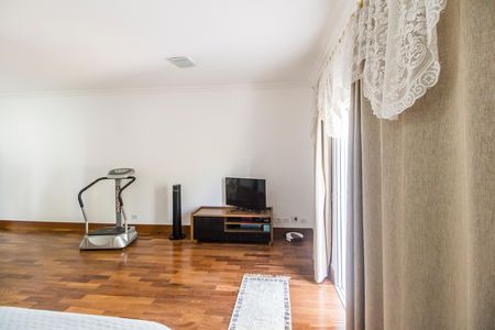 Casa à venda com 500m², 4 quartos e 4 vagas Casa à venda com 500m², 4 quartos e 4 vagasSuíte 4