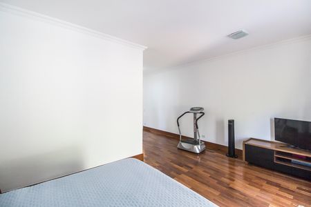 Casa à venda com 500m², 4 quartos e 4 vagas Casa à venda com 500m², 4 quartos e 4 vagasSuíte 4
