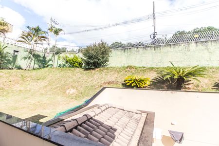 Casa à venda com 500m², 4 quartos e 4 vagas Casa à venda com 500m², 4 quartos e 4 vagasVista da Varanda