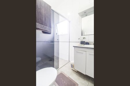 Casa à venda com 500m², 4 quartos e 4 vagas Casa à venda com 500m², 4 quartos e 4 vagasBanheiro da Suíte