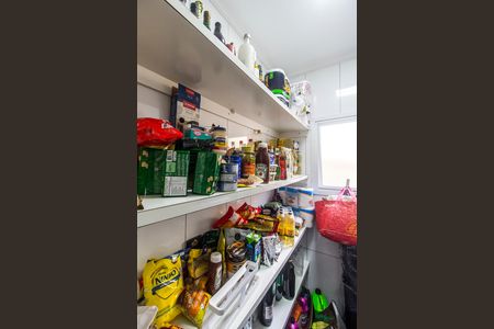 Casa à venda com 500m², 4 quartos e 4 vagas Casa à venda com 500m², 4 quartos e 4 vagasDespensa