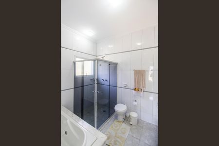 Casa à venda com 500m², 4 quartos e 4 vagas Casa à venda com 500m², 4 quartos e 4 vagasBanheiro Corredor