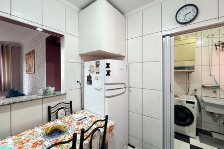 Apartamento à venda com 58m², 2 quartos e 1 vaga Apartamento à venda com 58m², 2 quartos e 1 vagaCozinha