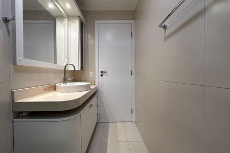 Apartamento para alugar com 96m², 3 quartos e 1 vaga Apartamento para alugar com 96m², 3 quartos e 1 vagaBanheiro