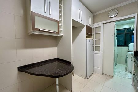 Apartamento para alugar com 96m², 3 quartos e 1 vaga Apartamento para alugar com 96m², 3 quartos e 1 vagaCozinha