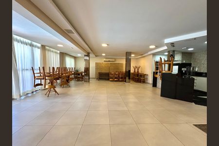 Apartamento para alugar com 96m², 3 quartos e 1 vaga Apartamento para alugar com 96m², 3 quartos e 1 vagaÁrea comum - Salão de festas
