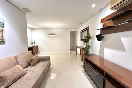 Apartamento para alugar com 96m², 3 quartos e 1 vaga Apartamento para alugar com 96m², 3 quartos e 1 vagaSala
