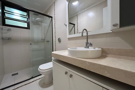 Apartamento para alugar com 96m², 3 quartos e 1 vaga Apartamento para alugar com 96m², 3 quartos e 1 vagaBanheiro
