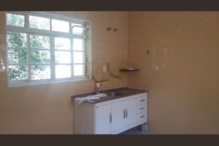 Casa à venda com 110m², 1 quarto e sem vaga