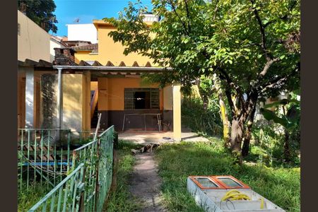 Casa à venda com 110m², 1 quarto e sem vaga