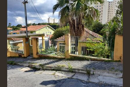 Casa à venda com 110m², 1 quarto e sem vaga