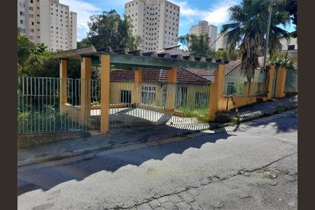 Casa à venda com 110m², 1 quarto e sem vaga