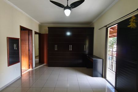 Casa para alugar com 248m², 3 quartos e 4 vagas Casa para alugar com 248m², 3 quartos e 4 vagasQuarto Suíte